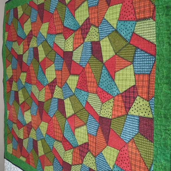 Home machine quilted lap quilt